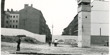 Mauer Bernauer Straße 1990