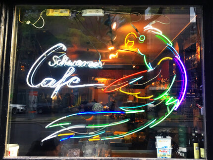 Schwarzes Cafe