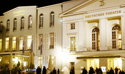 Vista esterna del Deutsches Theater di Berlino