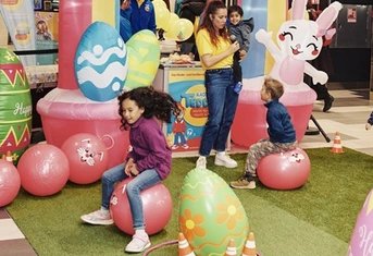 Ostern in The Playce Berlin