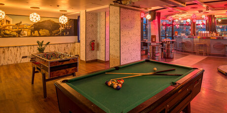 Clubs & Nightlife in Berlin: Bar in Prenzlauer Berg with table football
