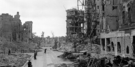 Zerstörtes Berlin 1945