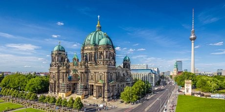 Berliner Dom mit Lustgarten