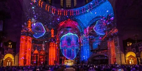 Berliner Dom während des Festival of Lights