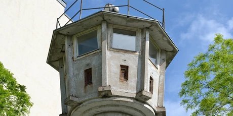 Mauerturm Erna Berger Strasse