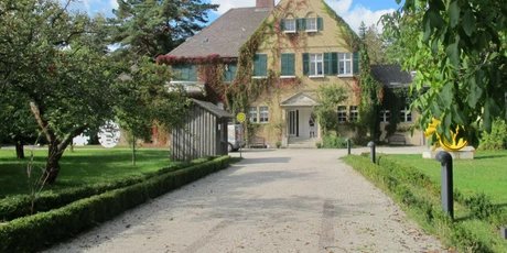 Der Weg zum Haus am Waldsee