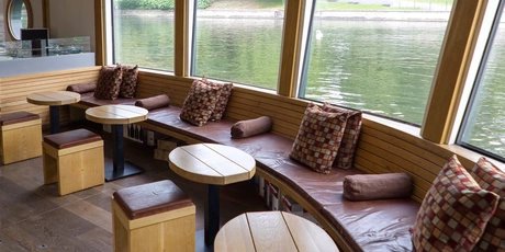restaurant ship Van Loon