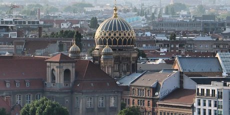 Blick auf die Neue Synagoge Berlin