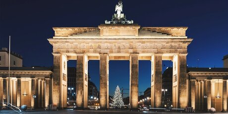 Brandenburg Gate in the darkness