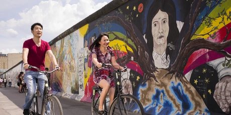 Fahrradtour an der East Side Gallery