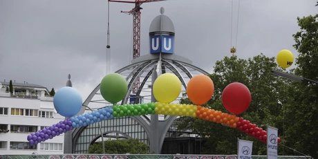 balloons in rainbow colours at the Lesbian and Gay City festival in Berlin