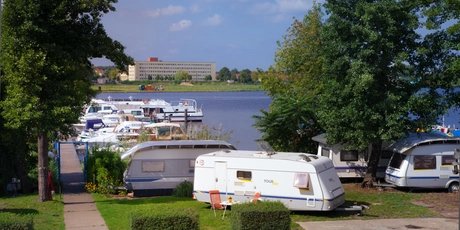Marina Wendeschloss-Bootsliegeplätze