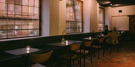 Mondhuegel Bar