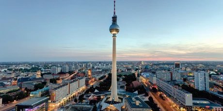 Blick auf die Berliner Innenstadt mit dem Fernsehturm