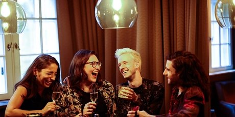 pink pillow Berlin Collection 2023