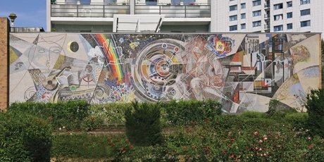 DDR-Kunst in der Marzahner Promenade, dem Standort der Galerie M in Berlin-Marzahn