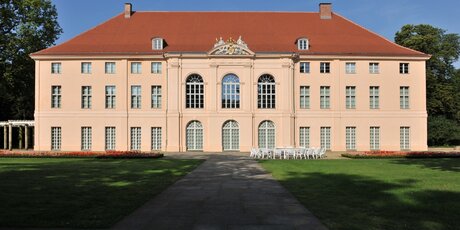 exterior view Schloss Schönhausen in Berlin