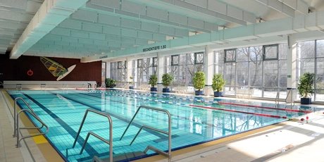 Schwimmhalle Sewanstr.  