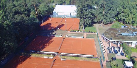 Blick von Oben auf die Tennisplätze des Tennis-Club SCC Berlin e.V.