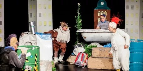 KungerKiezTheater Berlin, Performance