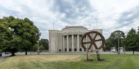 Volksbühne am Rosa-Luxemburg-Platz in Berlin