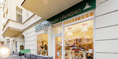 Shop window of Wald Königsberger Marzipan Shop: traditional marzipan shop in Berlin 