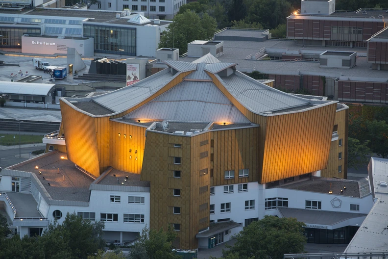 Staatskapelle Berlin + Jakub Hrůša