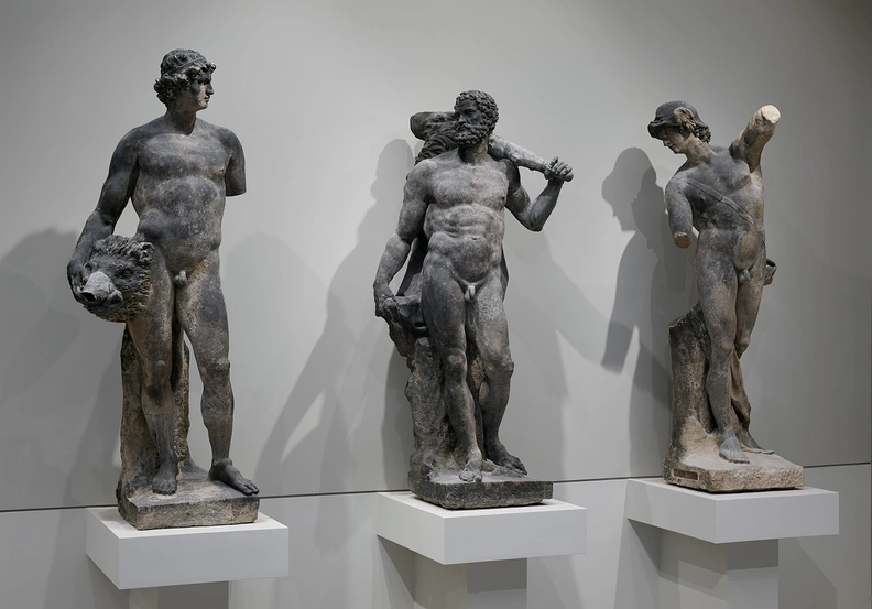 Sculpture Hall. History of the Site