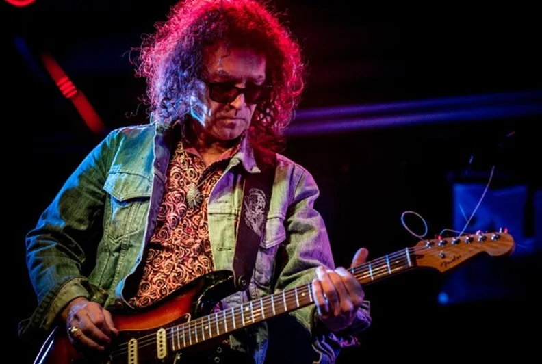 Jed Thomas Band - Bluesrock Sensation from Yorkshire