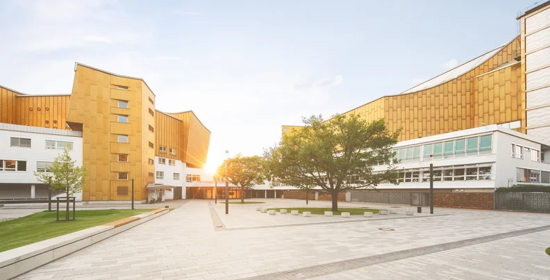 Public Guided Tour in German