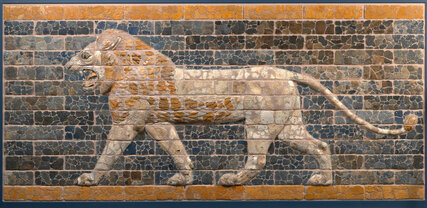 Schreitender Löwe von der Prozessionsstraße, Babylon, Zeit König Nebukadnezars II., 604–562 v. Chr.