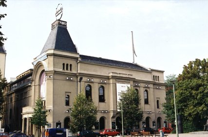 Berliner Ensemble am Schiffbauerdamm Berliner Ensemble Fassade