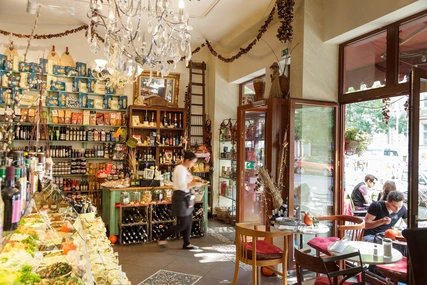 Feinkost Knofi in der Bergmannstrasse Feinkostgeschäft und Restaurant Knofi in der Bergmannstraße Berlin