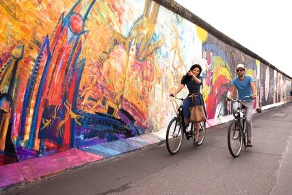 Tour in bicicletta alla East Side Gallery Tour in bicicletta alla East Side Gallery di Berlino