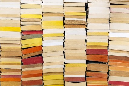 Bücherregal