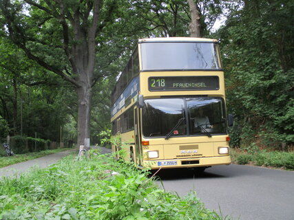 Traditional bus  218 in Berlin
