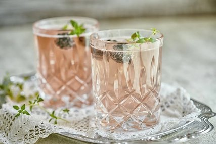 Blackberry Thyme Champagne Cocktail