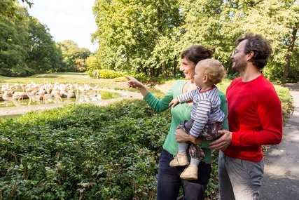 Familie im Tierpark Berlin