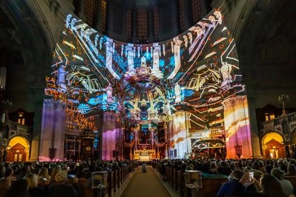Berliner Dom während des Festival of Lights