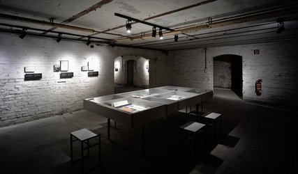 Sito commemorativo della prigione SA Papestraße di Berlino, sala di detenzione Sito commemorativo della prigione SA Papestraße di Berlino, sala di detenzione