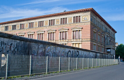 Reste der Berliner Mauer am Martin-Gropius-Bau