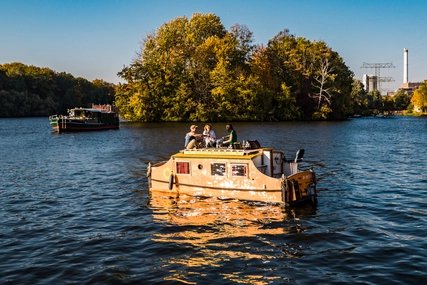 Hausbootverleih Wasserkutsche
