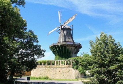 Historische Mühle in Potsdam, Park Sanssouci Historische Mühle in Potsdam, Park Sanssouci