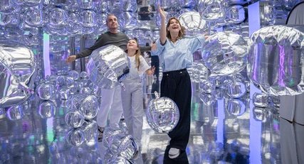 Ikono "99 SilberBalloon Room"