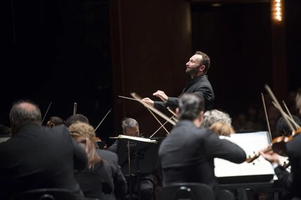 Kirill Petrenko dirige l'Orchestre philharmonique de Berlin Kirill Petrenko dirige l'Orchestre philharmonique de Berlin