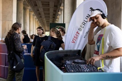 Eröffnung der Kolonnadenbar auf der Museumsinsel