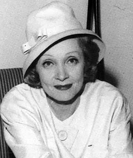 Marlene Dietrich in Israel
