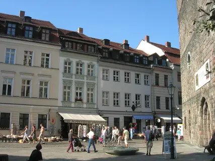 Nikolaiviertel in Berlin Fassaden im Nikolaiviertel in Berlin