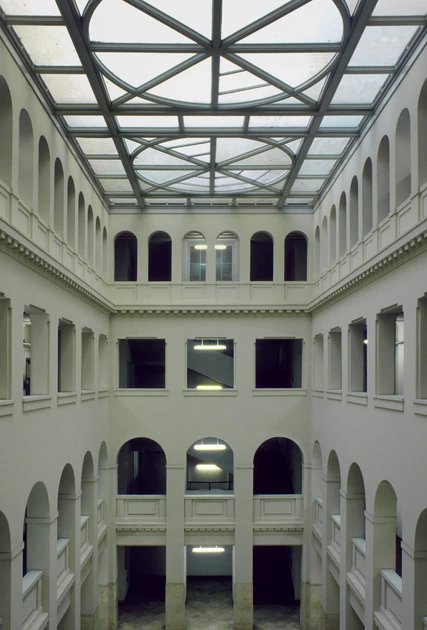 Peter-Behrens-Bau, entrance hall Peter Behrens Building in Berlin - Automobile Factory of the National Automobile Company