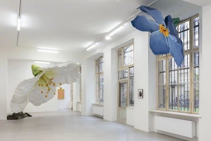 Petrit Halilaj ausgestellt bei Chert Lüdde